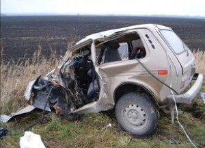 "Mercedes"lə "Niva" toqquşdu - Baş həkim öldü