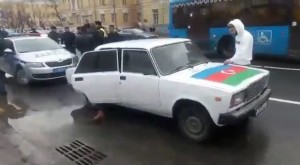 Moskvada Xocalını yad edən azərbaycanlılar saxlanıldı - VİDEO