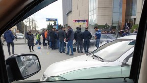 Bakıda “Mercedes” yanıb - VİDEO