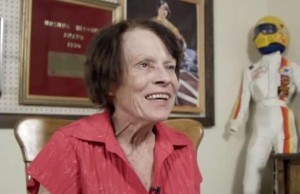 "Dünyanın ən sürətli qadını" vəfat edib - FOTO