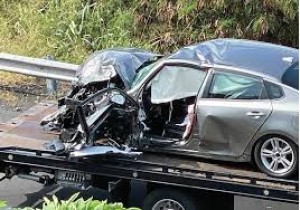 “Kia” yol ayırıcına çırpıldı: 1 ölü, 1 yaralı - Kürdəmirdə