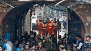 Geyim anbarında dəhşətli yanğın: azı 9 ölü, 10 ağır yaralı - FOTO