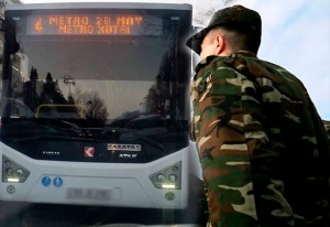 Bakıda avtobus sürücüsü əsgəri təhqir etdi: "Çəpişə oxşayırsan"