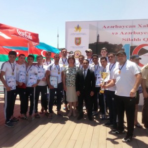 Dəniz cəsurları sevir - FOTO