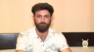 Özünü türk iş adamı kimi qələmə verdi, salyanlı çıxdı – FOTO