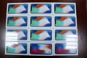 Mobil telefonun qanunsuz yolla gətirilməsinin qarşısı alınıb - FOTO