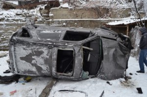 Ermənistanda hərbçilər yol qəzasına düşdü - FOTO