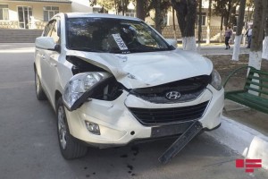 Sabirabadda avtomobil yeniyetməni vurub