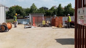 Tikintisi gedən metro stansiyasına silahlı basqın: 500 kilo mis kabel oğurlandı