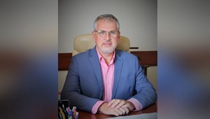 İcra başçısı bıçaqlandı - VİDEO