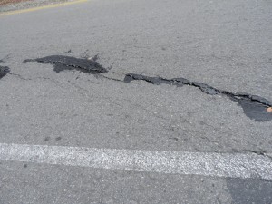 Ağsu dolaylarının sürüşməyə meyilli ərazilərində təmir işləri aparılır - FOTO