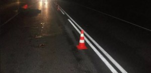 Yolu keçmək istəyən qadını maşın vurdu - Bakıda