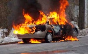 Xırdalanda "Opel" yanıb