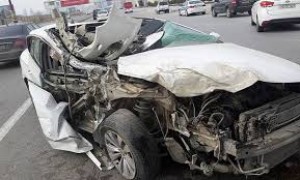 Ucarda DƏHŞƏT - Atasının il mərasiminə gedən ana və qızı yolda öldü