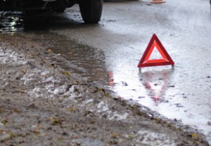 Ötən gün yol qəzalarında - 1 ölü, 2 yaralı