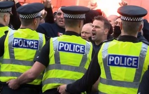 Ordu küçələrə çıxarıla bilər