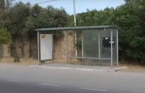 Dayanacaq var, avtobus yox: Sakinlər kilometrlərlə yolu piyada getməli olurlar - VİDEO