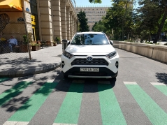 “AA” nömrəli maşını elə saxladı ki… - 99-AA-386 - FOTO 