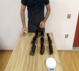 Gömrükçülər 4 kq tiryək aşkar ediblər - FOTO