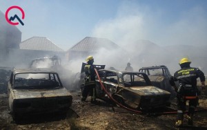 Bakıda cərimə meydançasında maşınlar yanır - FOTOLAR