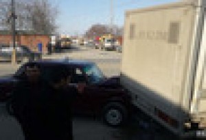 Qubada zəncirvari yol qəzası baş verib, avtomobillərə ziyan dəyib - FOTO