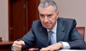 Əli Həsənovun qalmaqallı avtomobili özü ilə apardığı təsdiqləndi