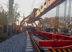 Yevlax stansiyasında yeni yoldəyişənlər quraşdırılır