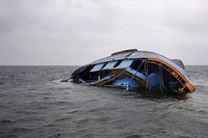 Turistləri daşıyan gəmi qəzaya uğradı; azı 3 nəfər ölüb