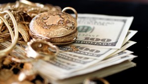 Lombarddan oğurluq edən şəxsin ibtidai istintaqı yekunlaşıb