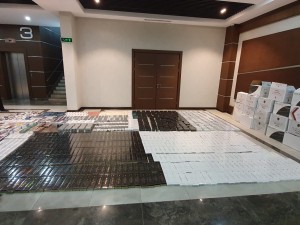 Külli miqdarda aksiz markası olmayan siqaretlər aşkarlanıb  - VİDEO