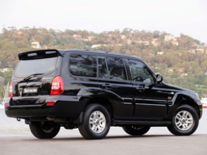 Marketə daxil olan şəxsin avtomobili qaçırıldı - Bakıda