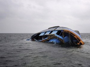 Gəmi qəzası nəticəsində 10 nəfər həlak olub