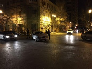 Bakıda hərbi maşınla qəza törədib qaçdılar - FOTO