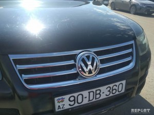 Bərdədə avtomobil yolu keçən piyadanı vurub - FOTO