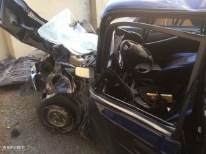 Gəncədə yük maşını minik avtomobili ilə toqquşub