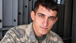 “Artıq altı ildir ki, kirayədə yaşayıram” - Şəhid xanımına ev nə vaxt veriləcək? 