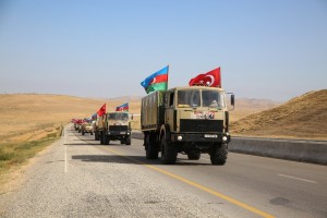 Bakının azad edilməsinin 101-ci ildönümü münasibəti ilə yürüş keçirilib - VİDEO