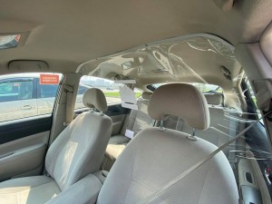 Bakıdakı taksilərdə arakəsmələr quraşdırılır - FOTO