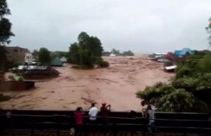 Konqoda sel fəlakəti; 25 ölü, 45 yaralı - FOTO