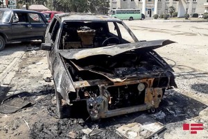 Bakıda avtomobil yanıb