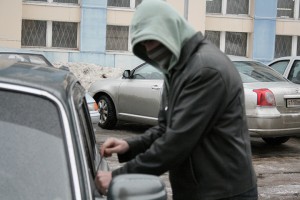 Maşından 6 min manat oğurlayan şəxs saxlanılıb - Suraxanıda