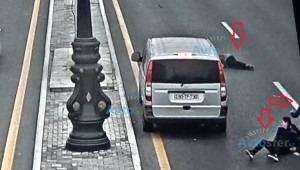 Bakıda dəhşət: 3 qız yolu keçəndə maşın onları belə vurdu - REAL VİDEO