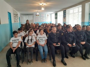 Gəncləri bu bəladan qoruyaq