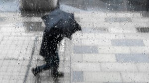 Rayonlarda intensiv yağış yağacaq, şimşək çaxacaq, dolu düşəcək