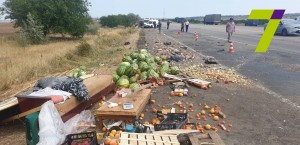 Yolda qarpız satan azərbaycanlını maşın vurub öldürdü - FOTO