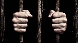 Arvadını vəhşicəsinə döydü, maşınla dəfələrlə üstündən keçdi