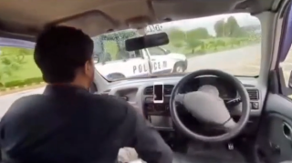Sürücüsüz avtomobil sınaq yürüşündə polis maşınına çırpıldı  - VİDEO
