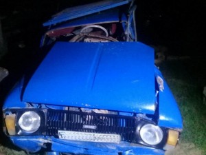 “Moskviç” ağaca çırpıldı: 1 ölü