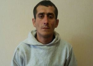 Taksi sürücüsünə qarşı quldurluq edən şəxs saxlanılıb