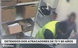 80 və 73 yaşlı qocalar bank yardı - Evindən marixuana plantasiyası çıxdı